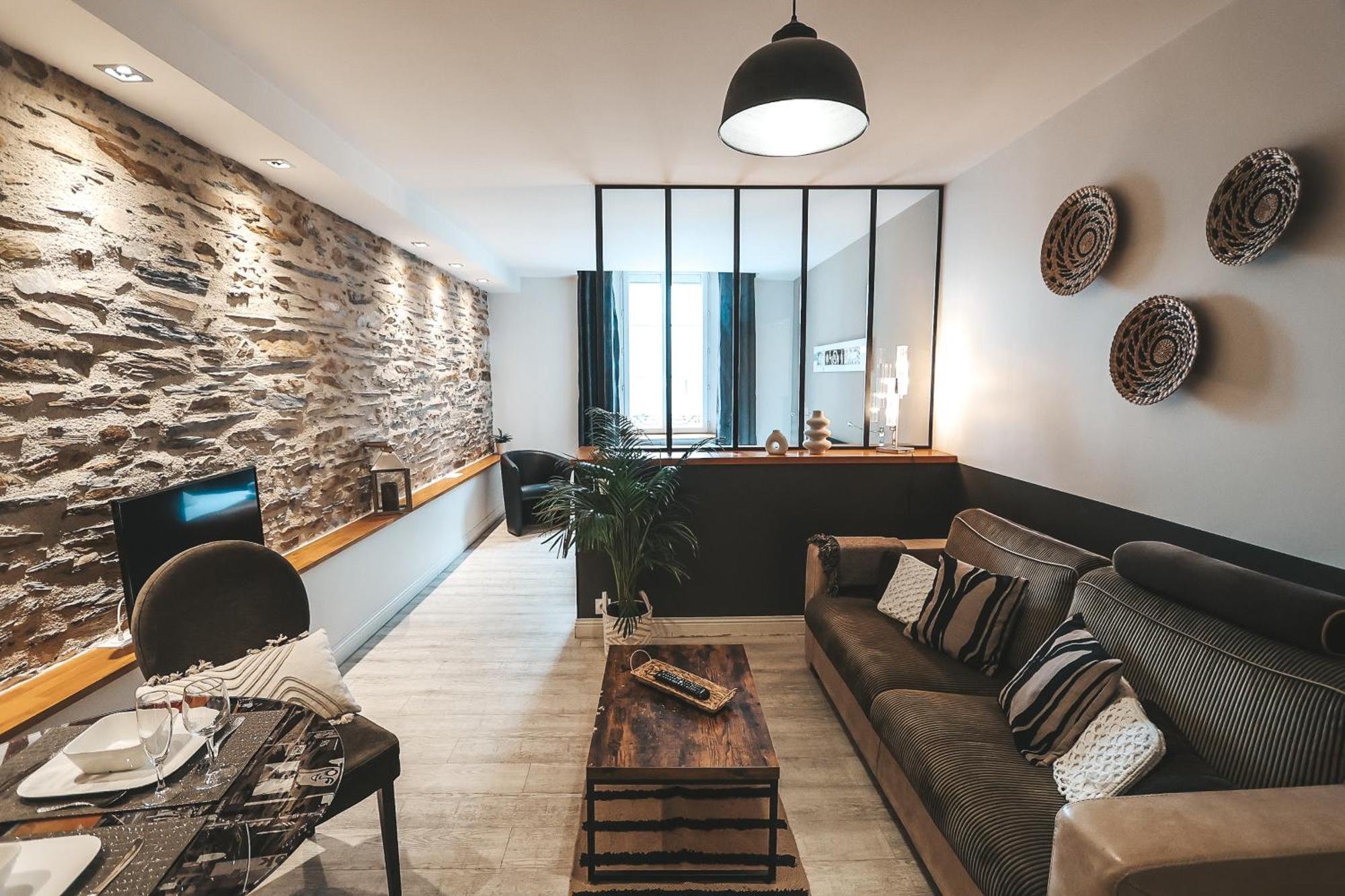 Suit'Home Commerce Angers Bagian luar foto